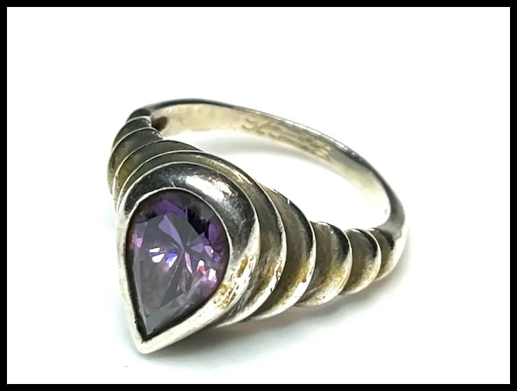 Vintage Sterling Silver Amethyst Ring - 4