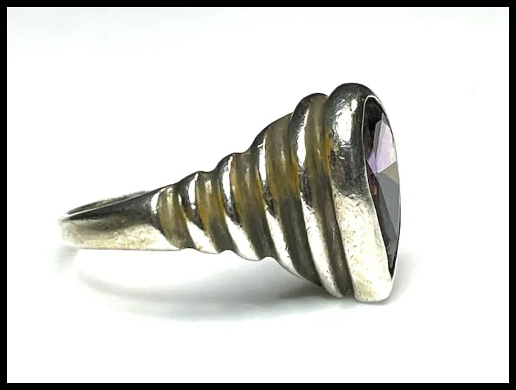 Vintage Sterling Silver Amethyst Ring - 7