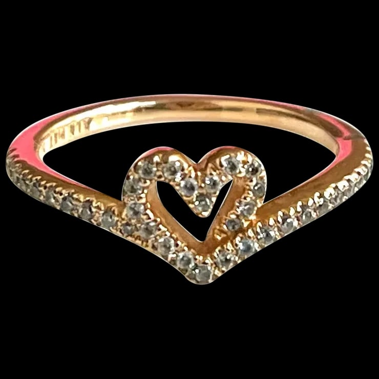 Estate Pandora Timeless Wish Sparkling Heart Ring: Title: Estate Pandora Timeless Wish Sparkling Heart Ring Description: Estate Pandora Timeless Wish Sparkling Heart RingHallmarked: ALE MET 52Weighs 1.5 gramsMeasures Approx. US Ring Size 5.75 Reserve: