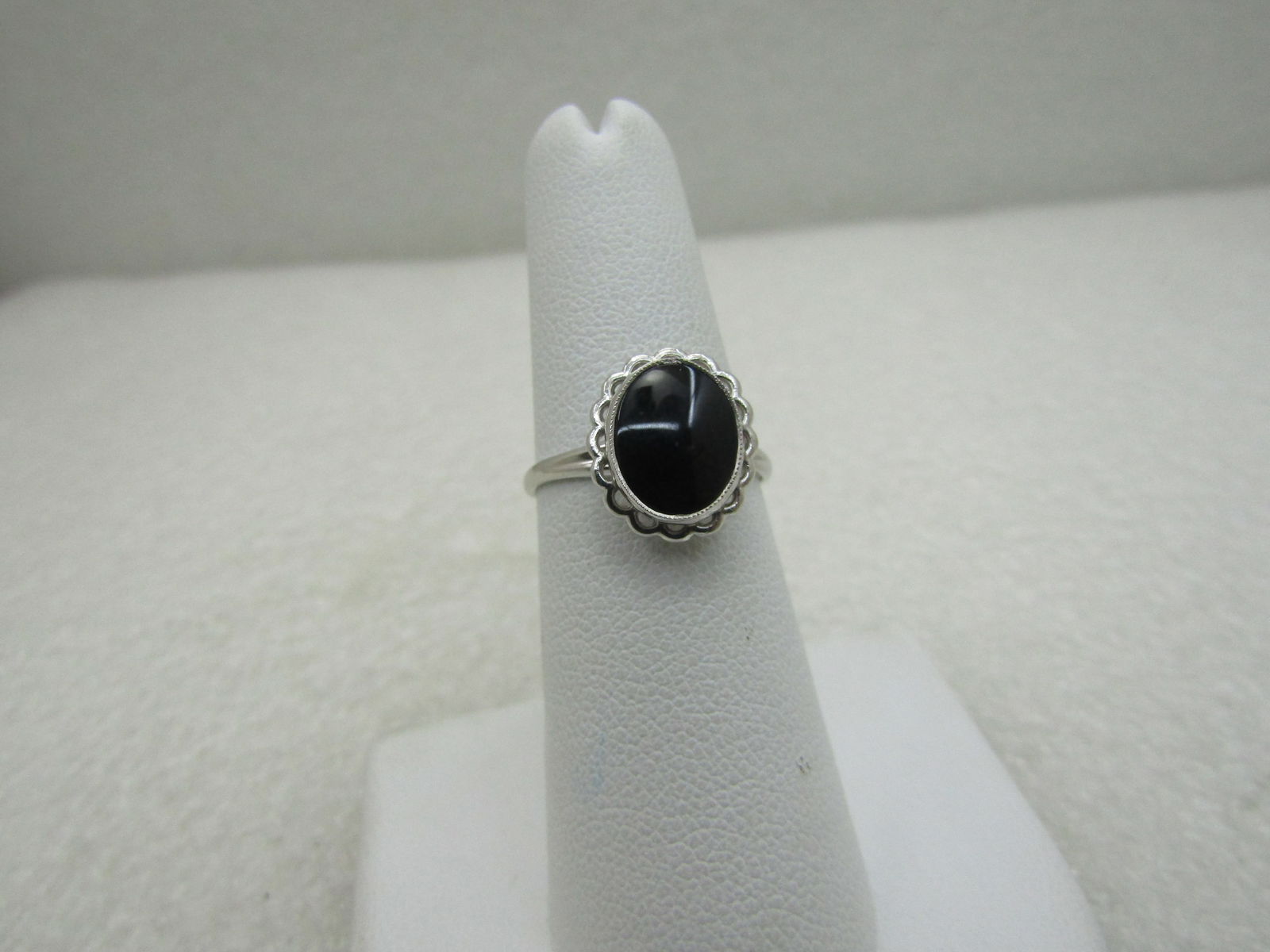 Vintage 10kt Onyx Ring Size 6.5, Signed PSCO. 1970's-1980's NL (1 of 4)