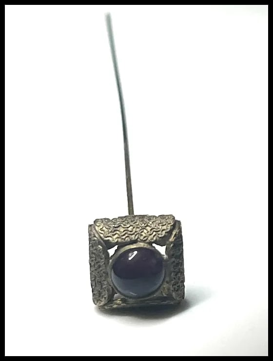 Vintage Amethyst Cabochon Hatpin - 2