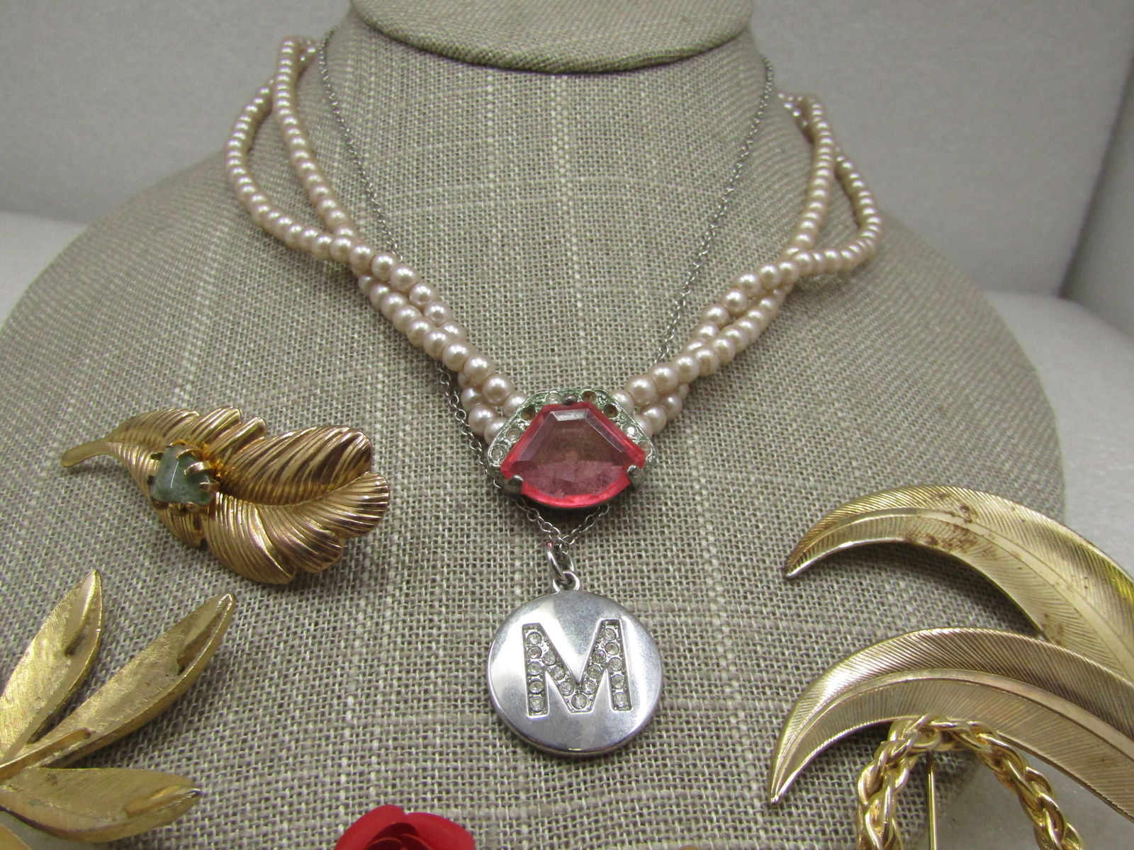 Vintage 14 PC Lot, Brooches & Necklaces, 1960's - 2