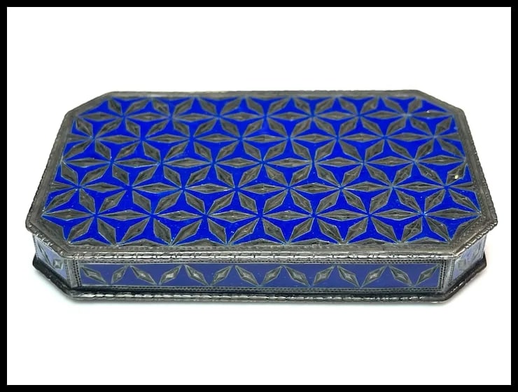 Antique Geometric Pattern Sterling Silver 935 and Enamel Blue Trinket/ Snuff Box - 3