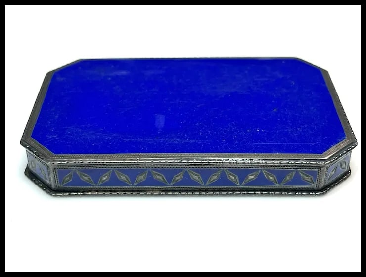 Antique Geometric Pattern Sterling Silver 935 and Enamel Blue Trinket/ Snuff Box - 8