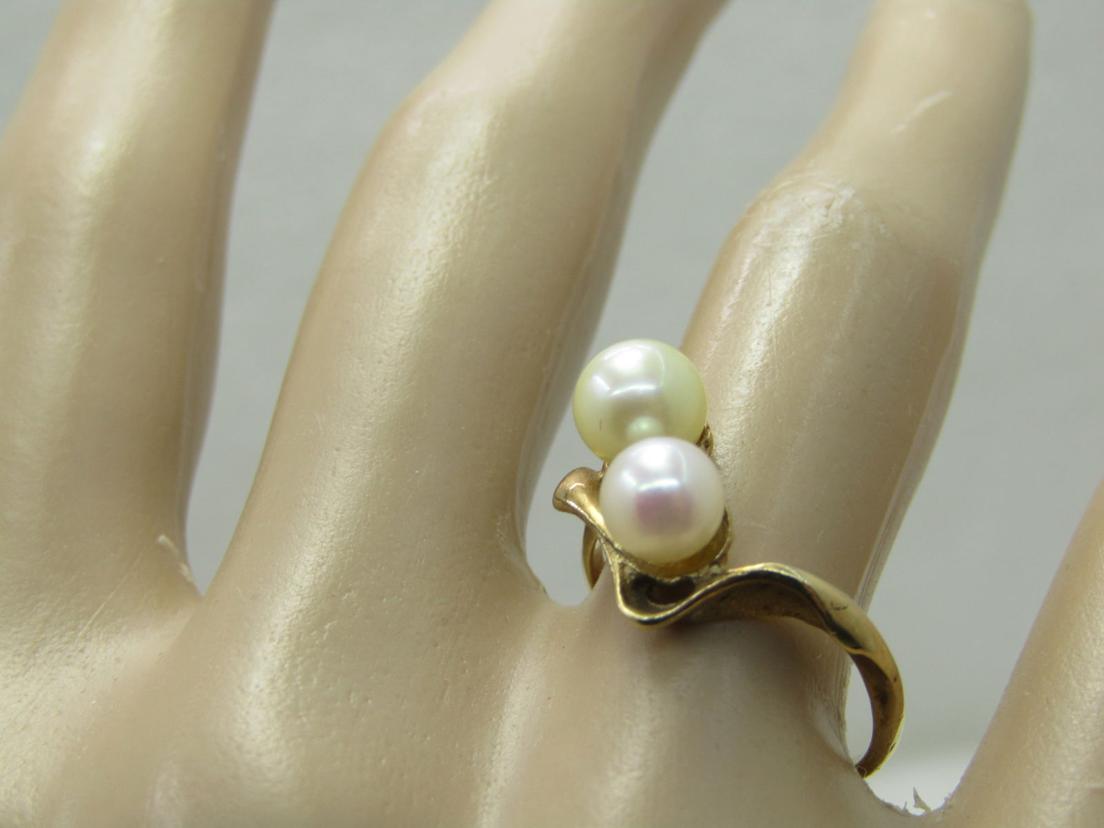 Vintage 10kt Double Pearl Ring, Sz. 7 - 4