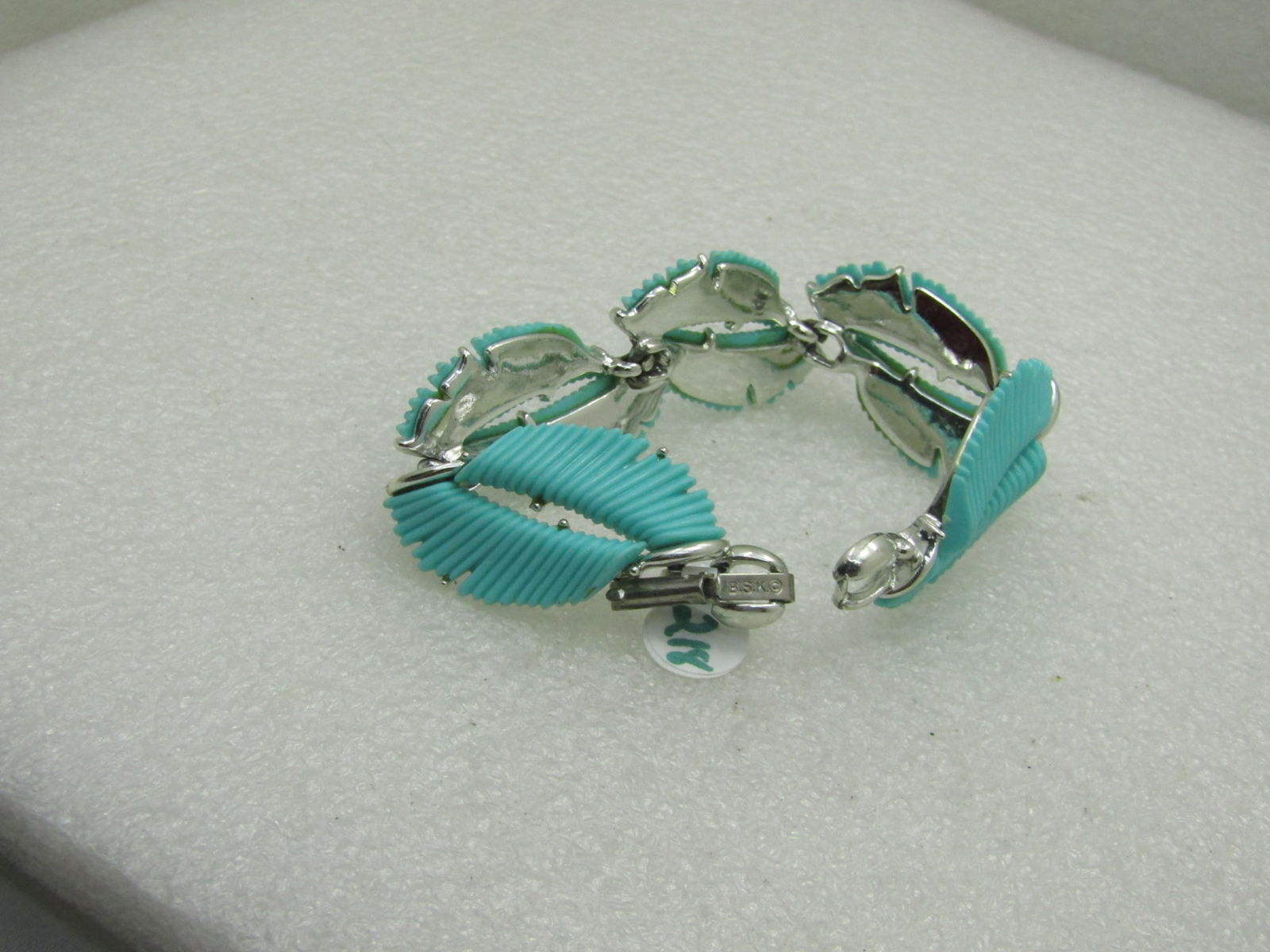 Vintage BSK Turquoise Lucite Feathered Bracelet, 7.5", - 3