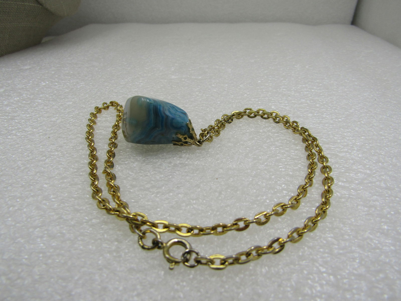 Vintage Blue Stone/Agate Necklace 18", Gold Tone - 4