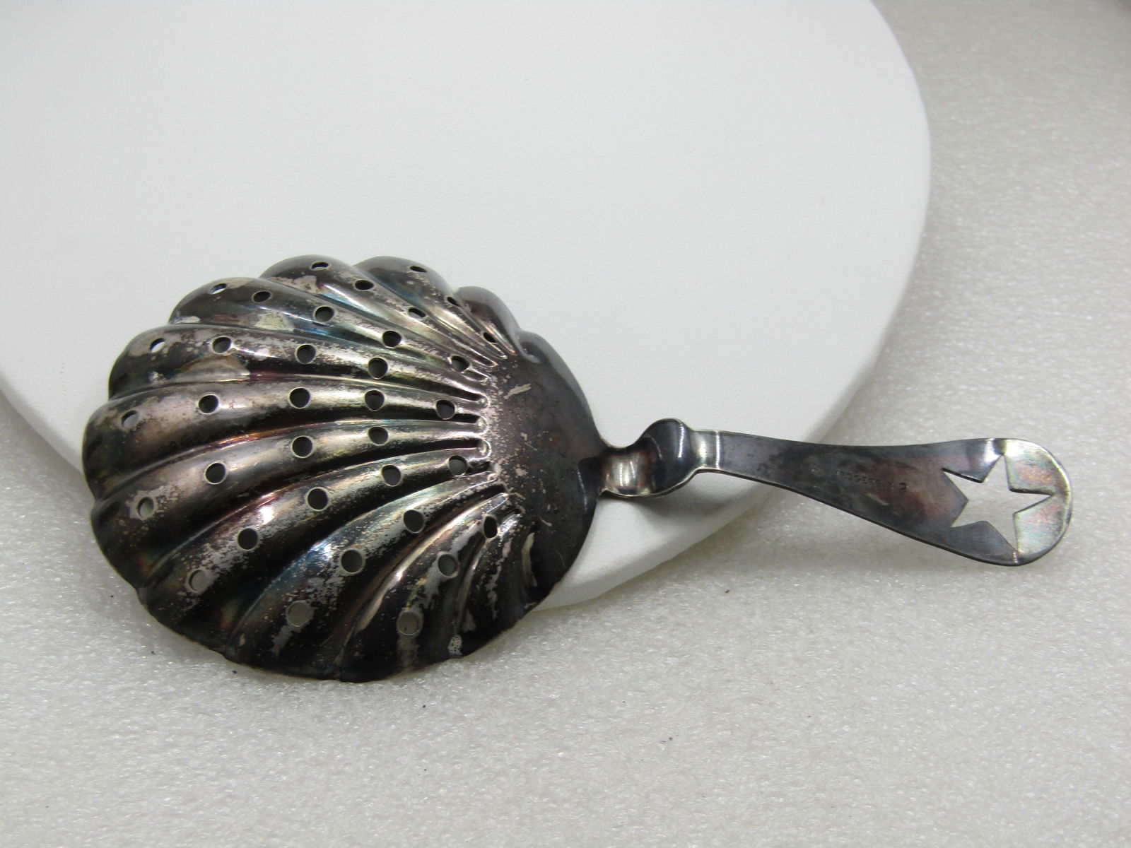 Vintage Wm. Rogers Silver Plated Julep Strainer, Signed with Star 2 - 5