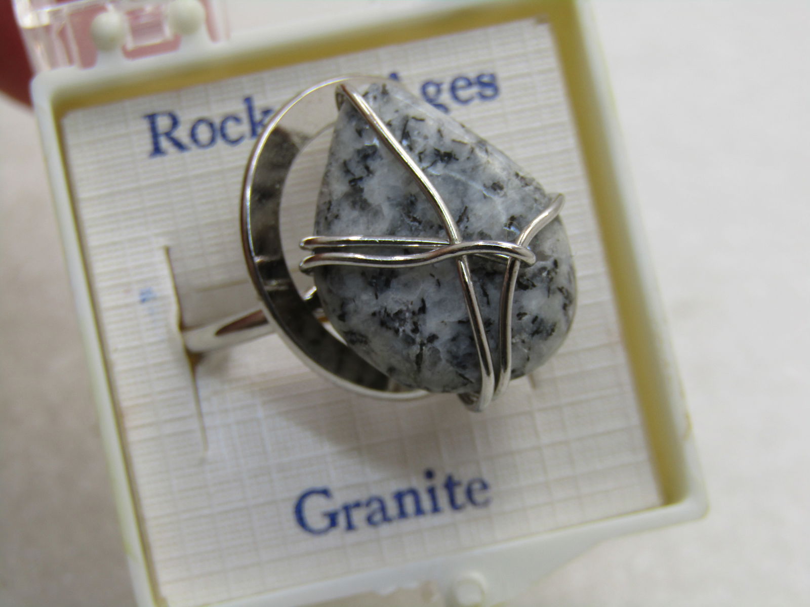 Vintage Granite Souvenir Ring, Size 5-6, Silver Tone, New in Box: Vintage Granite Souvenir Ring, Size 5-6, Silver Tone, New in Box. Rock of Ages Ring, Granite, vintage new in box - modern design from the 1979's-1990's with a silver tone wire wrapped ring and a loope