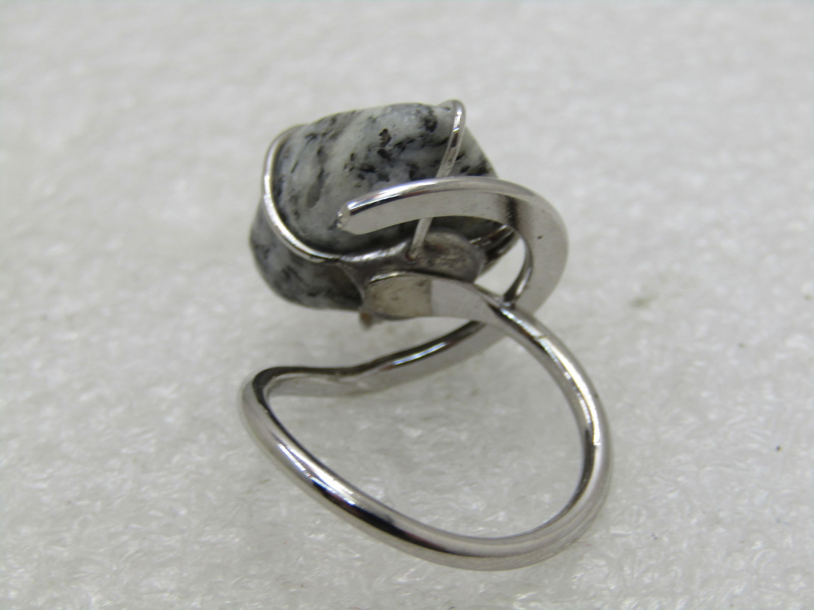 Vintage Granite Souvenir Ring, Size 5-6, Silver Tone, New in Box - 4