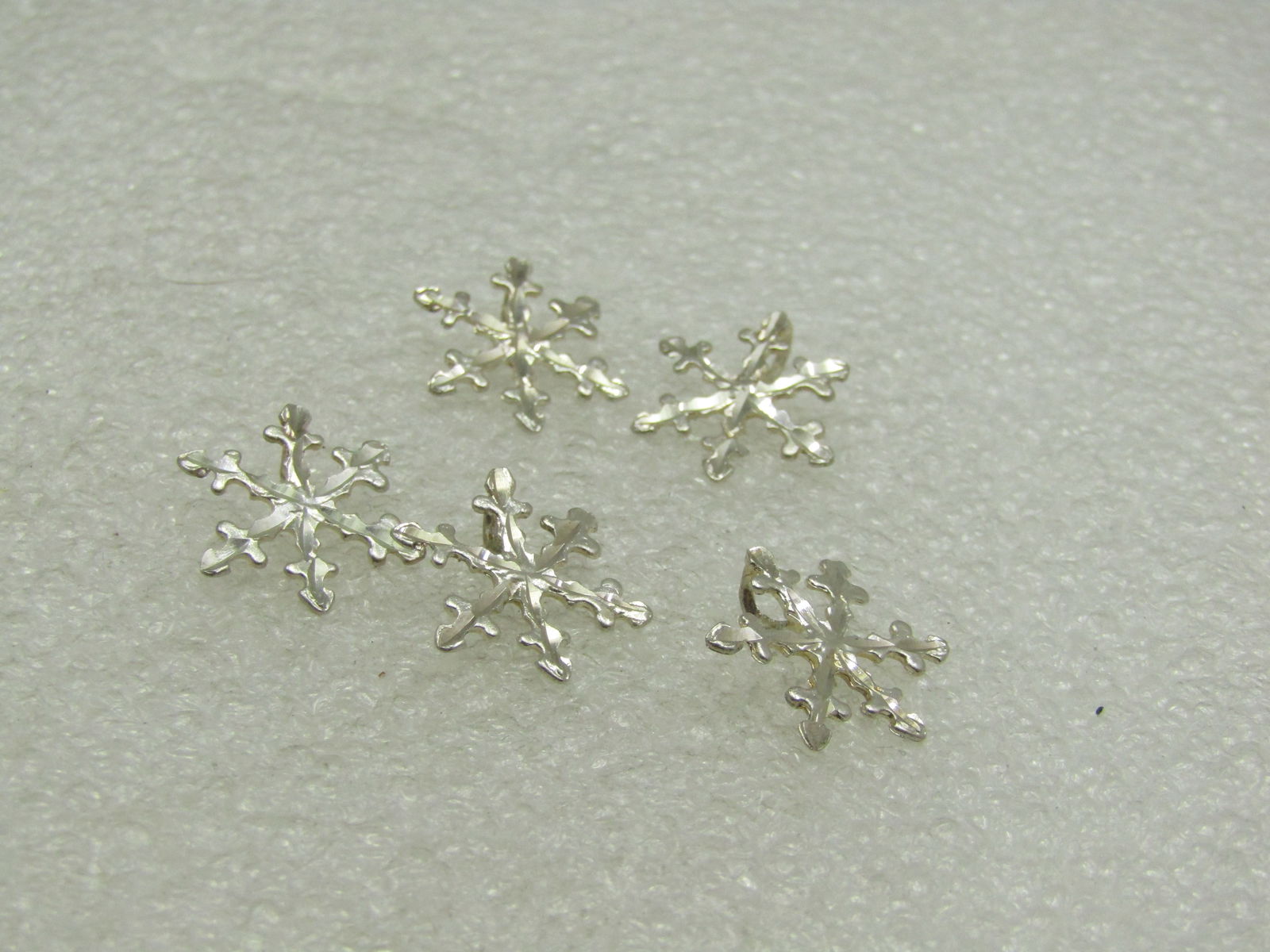 5 Sterling Silver Snowflake Pendants, Diamond Cut - 2