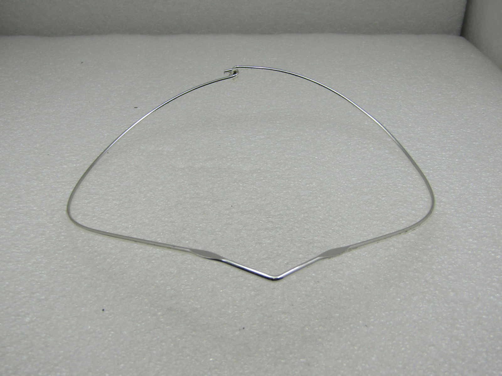 Vintage Silver Tone Pointed Collar Necklace, Mod 18" - 3