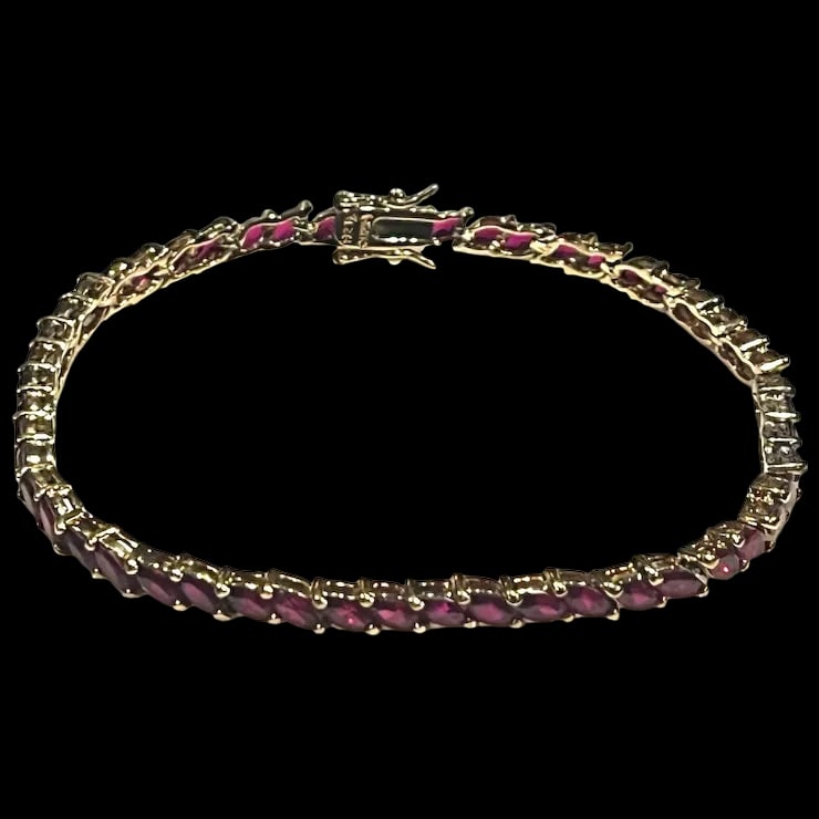 Estate Tennis Bracelet (1 of 5)