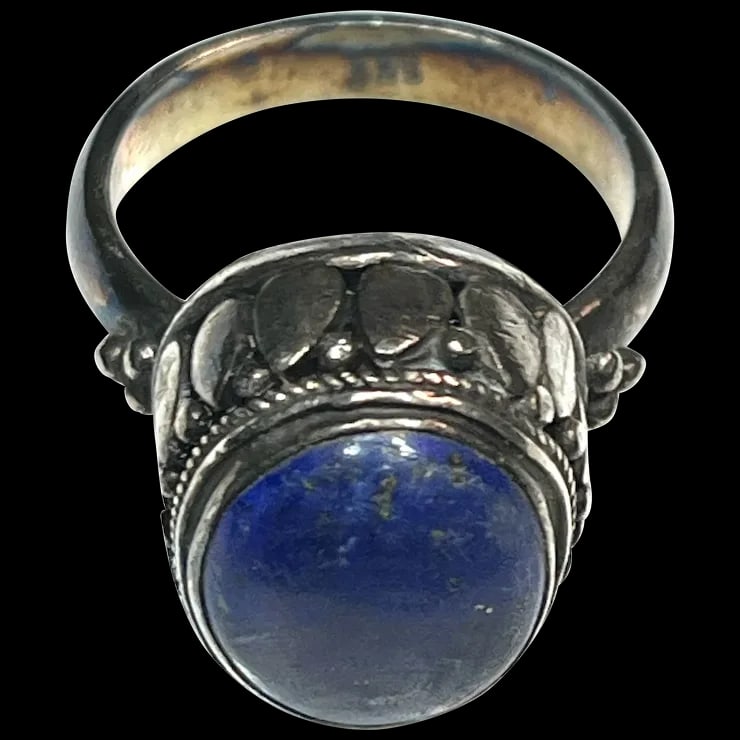 Vintage Sterling Silver Lapis Lazuli Ring (1 of 9)