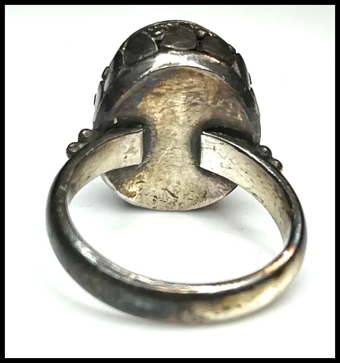 Vintage Sterling Silver Lapis Lazuli Ring - 9