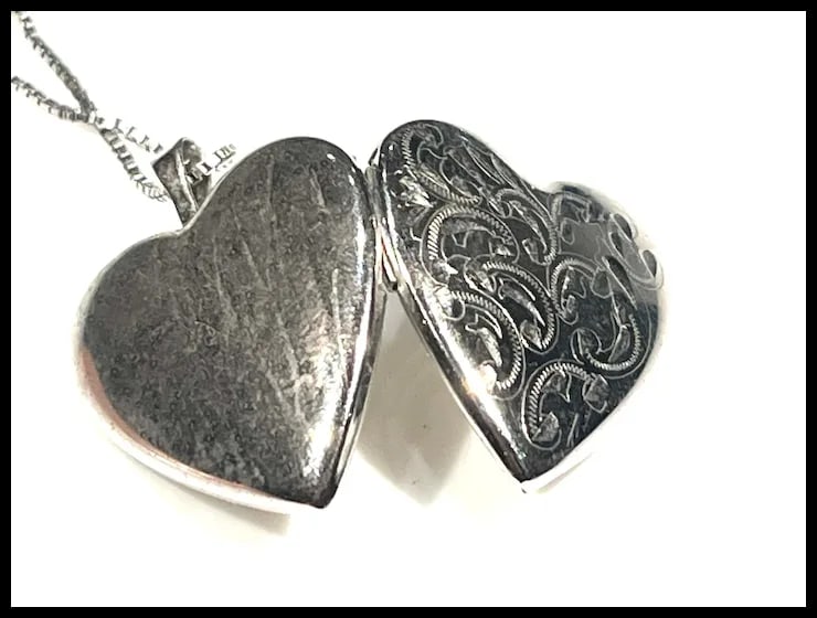 Vintage Sterling Silver Etched Heart Locket Necklace - 7