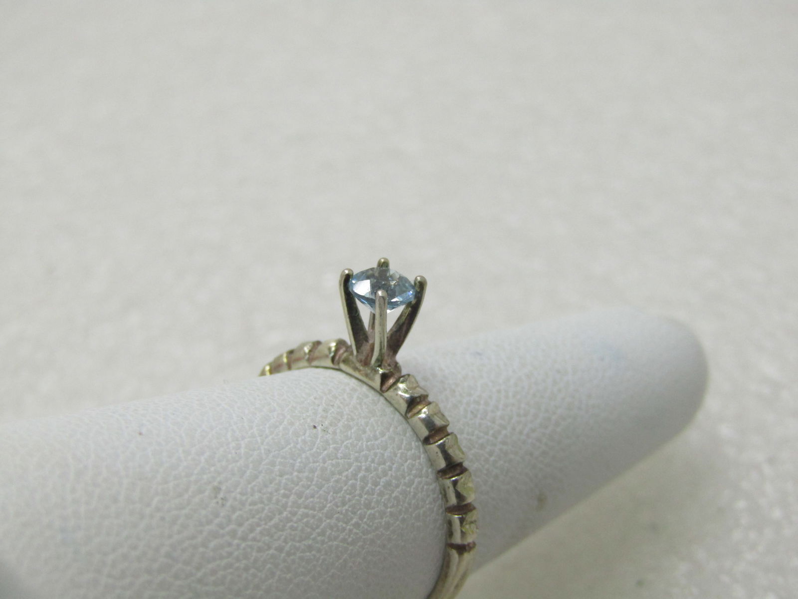 Vintage Blue Topaz Solitaire Ring, Sz. 8, Notched Band - 3