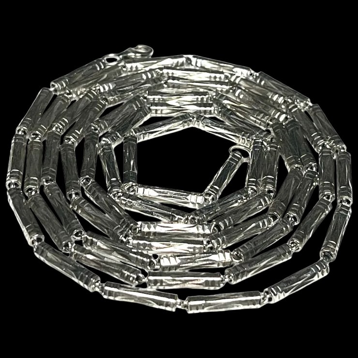 Estate Sterling Silver Ornate Necklace: Title: Estate Sterling Silver Ornate Necklace Description: Estate Sterling Silver Ornate NecklaceHallmarked: N925 China Weighs 20.85 grams Necklace Measures Approx. 36 inches Reserve: $65.00 Shipping: