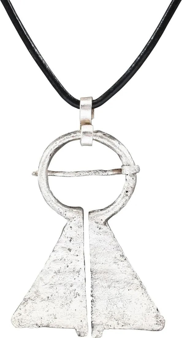 FINE VIKING PROTECTIVE BROOCH, C.950-1050 AD - 2