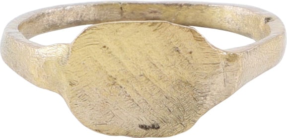 ROMAN/BYZANTINE RING, 5TH-8TH CENTURY AD, SIZE 7 3/4: Gilt bronze, size 7 ¾ with 2.0mm rounded face band flaring slightly to the shoulders. Raised rounded rectangular bezel. The face scored diagonally, possibly to serve as a signet. Dating to the pe
