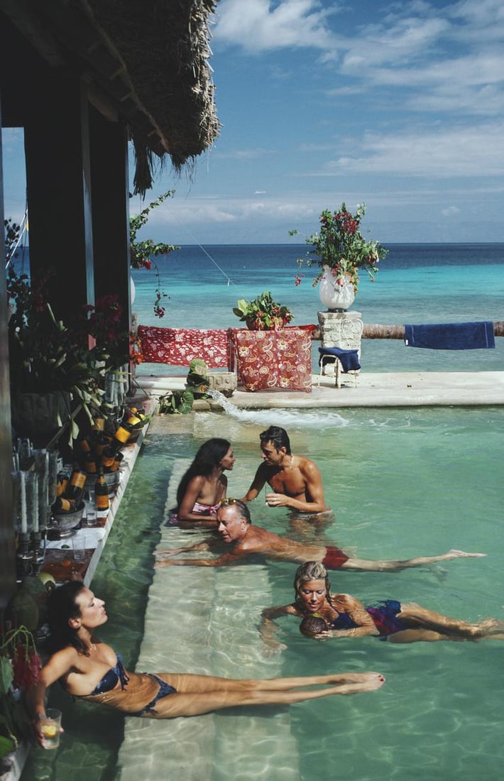 Slim Aarons Official Estate Print - Plantation Cocoyer: 1981 (Printed later) - 17
