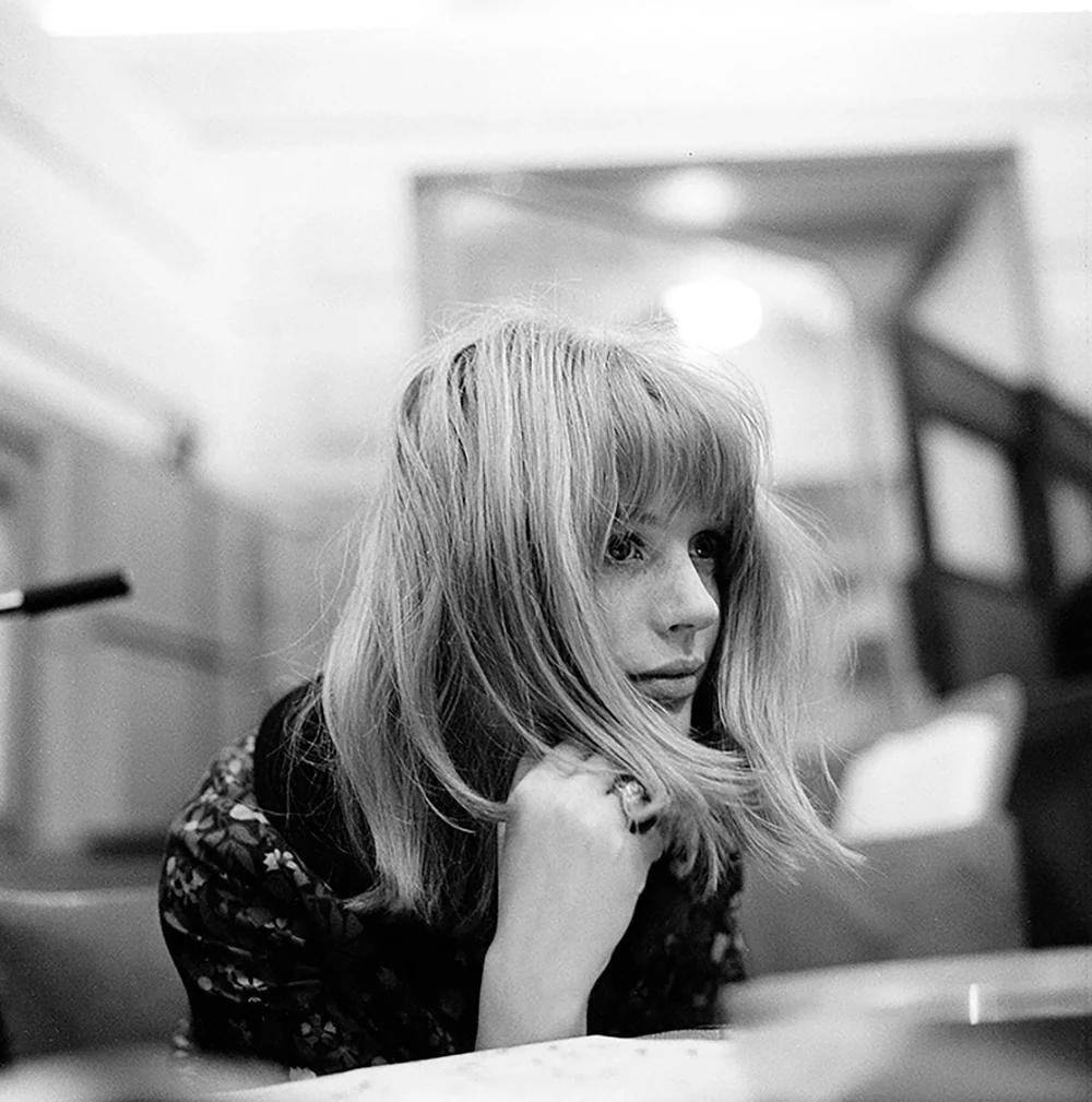 Marianne Faithfull 1964 Decca Studios in London Signed Limited Edition: 1964 (printed later) - 2