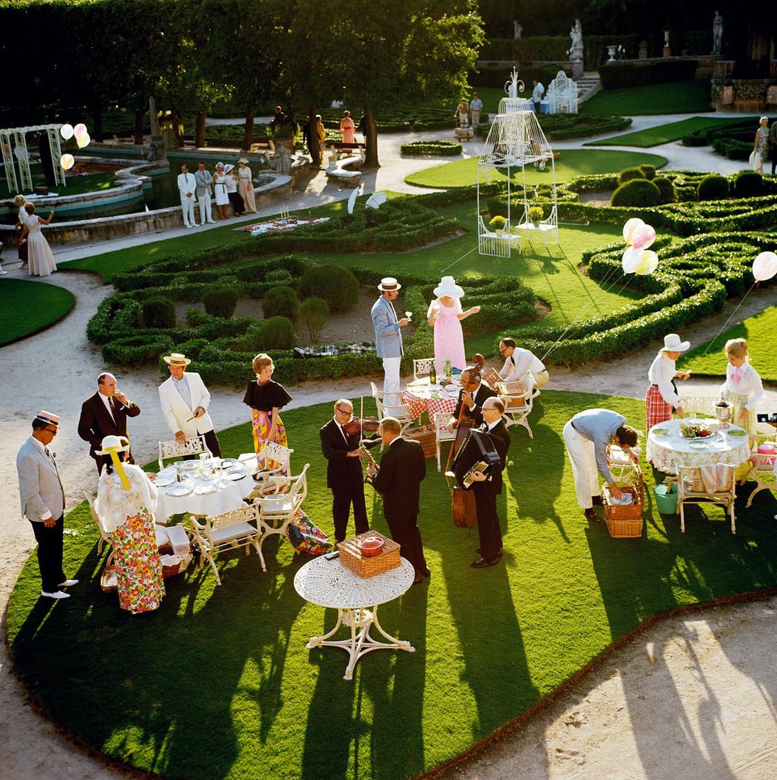 Garden Party Huge Oversize Slim Aarons Limited Estate Stamped Edition: 1970 (Printed Later) (1 of 16)