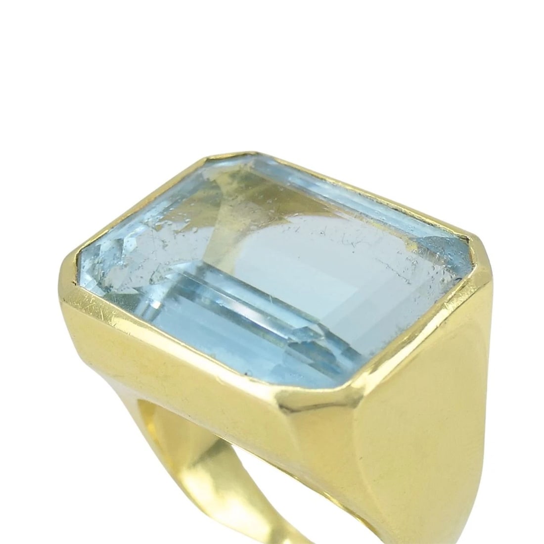 Vintage Aquamarine 18k Yellow Gold Cocktail Ring, Circa 1970s, size 9.25 - 7