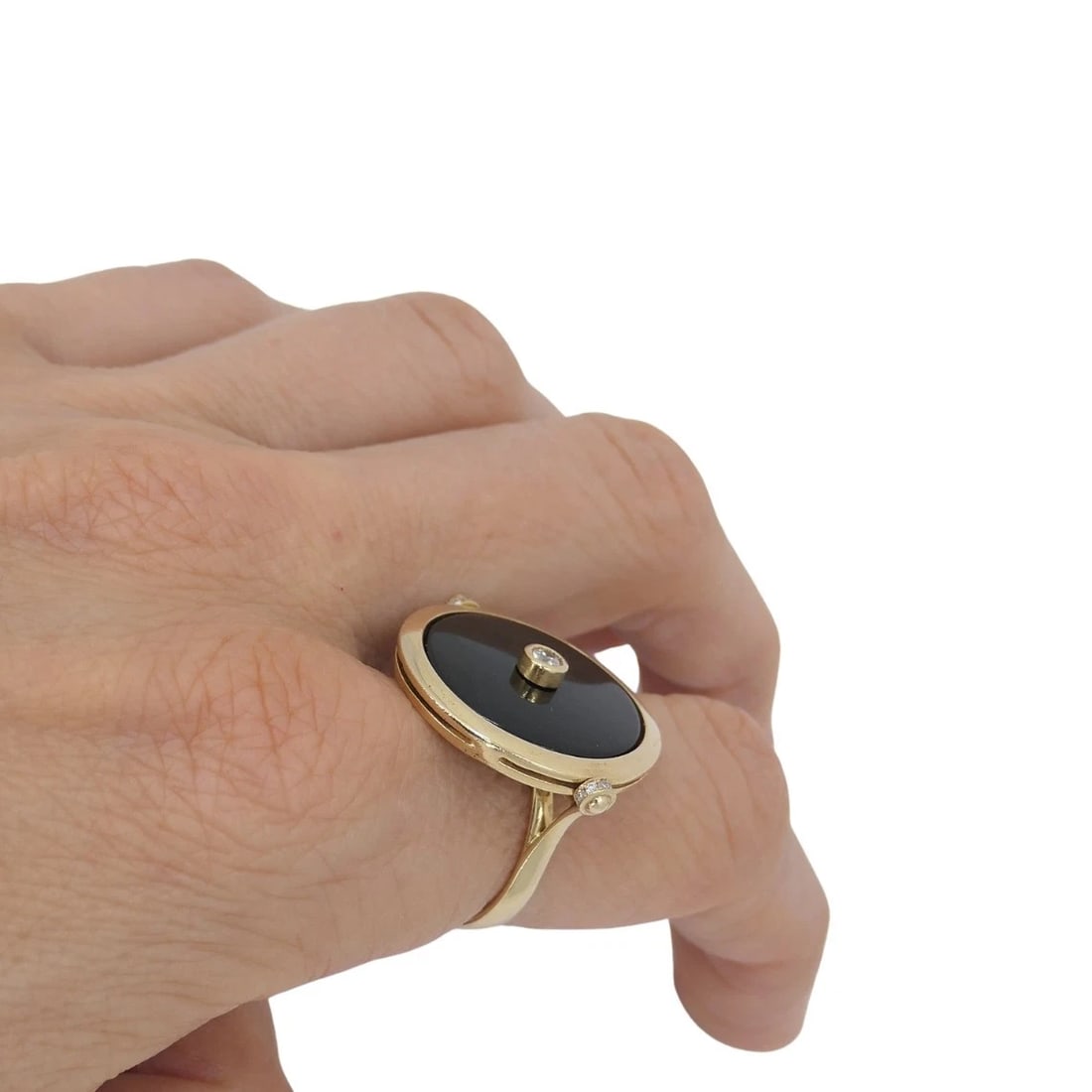 Onyx Ring 14k Gold Diamond Disk Shape - 11