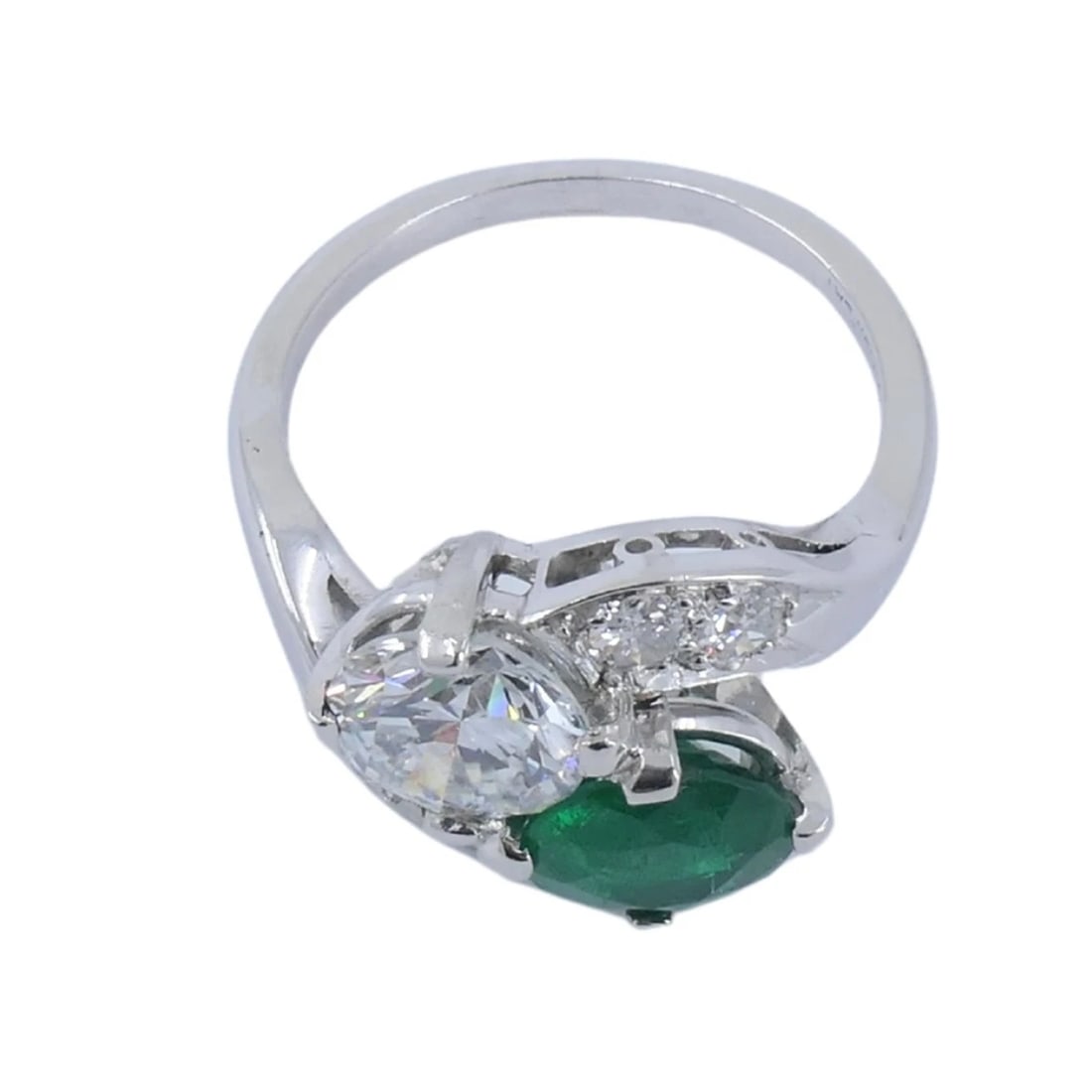 Vintage Platinum Toi et Moi Engagement Ring Diamond Emerald - 6