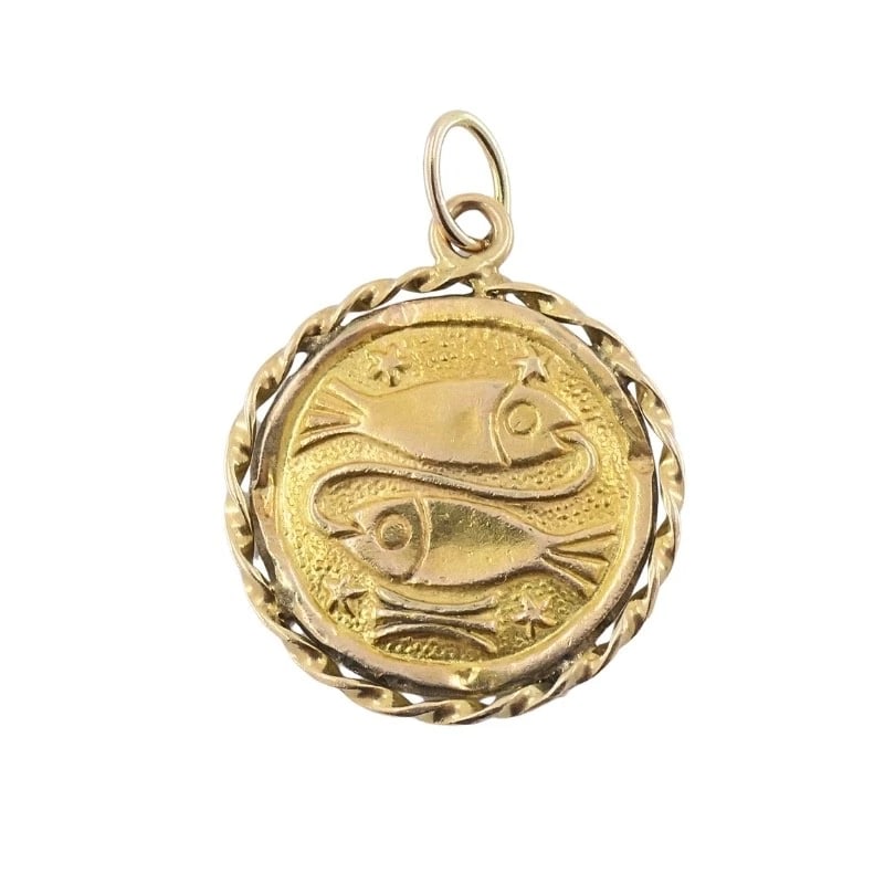 Vintage 18k Gold Reversible Capricorn Pisces Zodiac Pendant Diamond Accent - 9