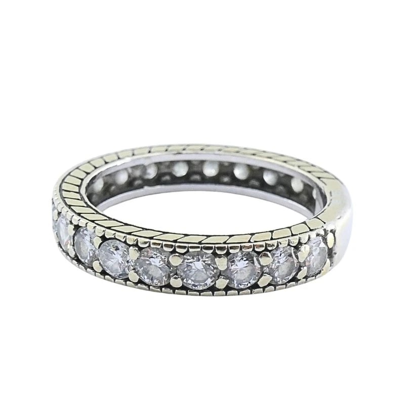 18k White Gold Diamond Eternity Band Ring - 8