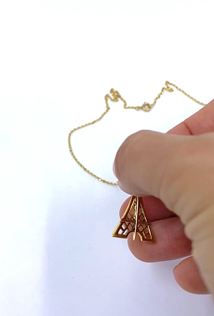 Fred Paris 18K Gold Eiffel Tower Pendant Necklace - 2