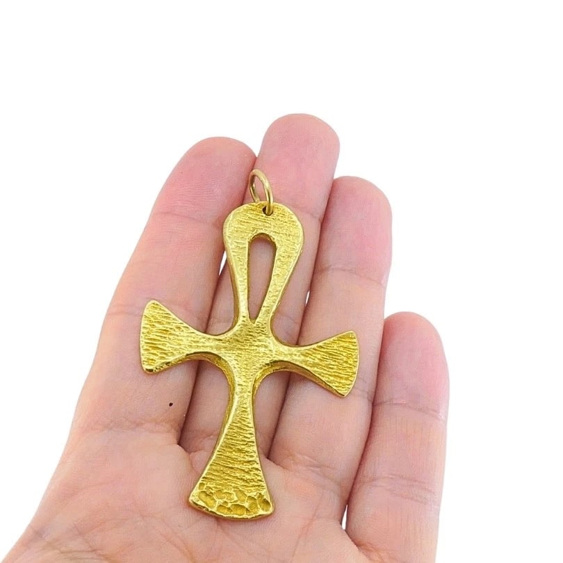 Pomellato 18k Yellow Gold Ankh Cross Pendant - 3