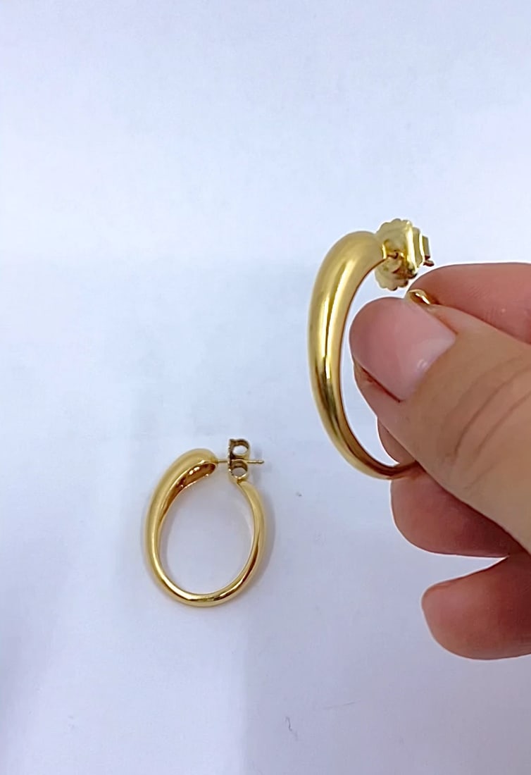 Pomellato 18k Yellow Gold Sculptural Hoop Earrings - 2