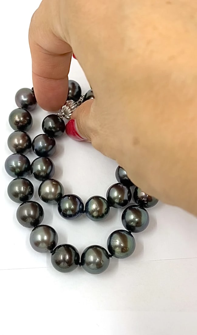 Tahitian Pearl Strand Necklace 14k Gold Clasp - 2