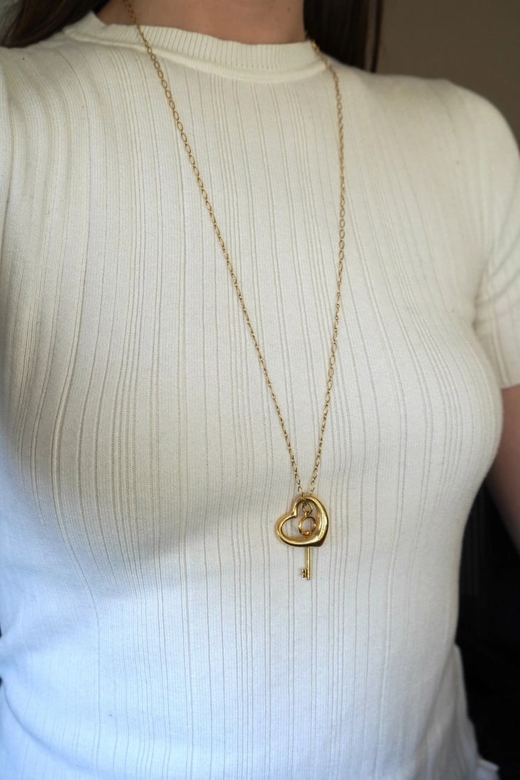 Tiffany & Co. Elsa Peretti Open Heart Key Pendant Necklace - 3