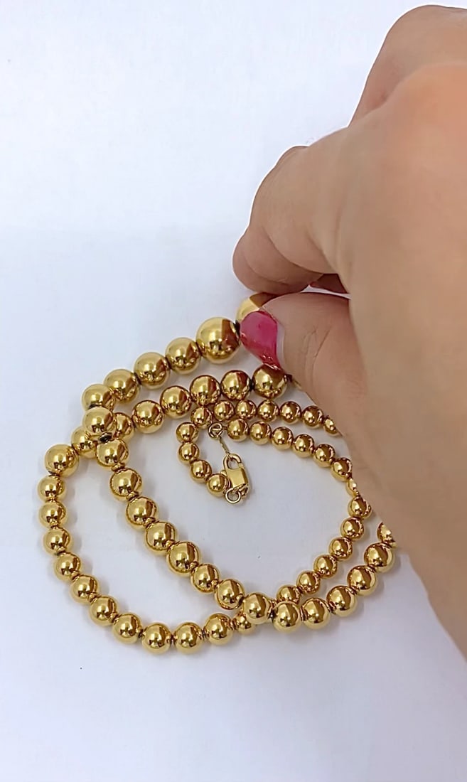 Aurafin 18k Gold Graduated Bead Necklace - 2