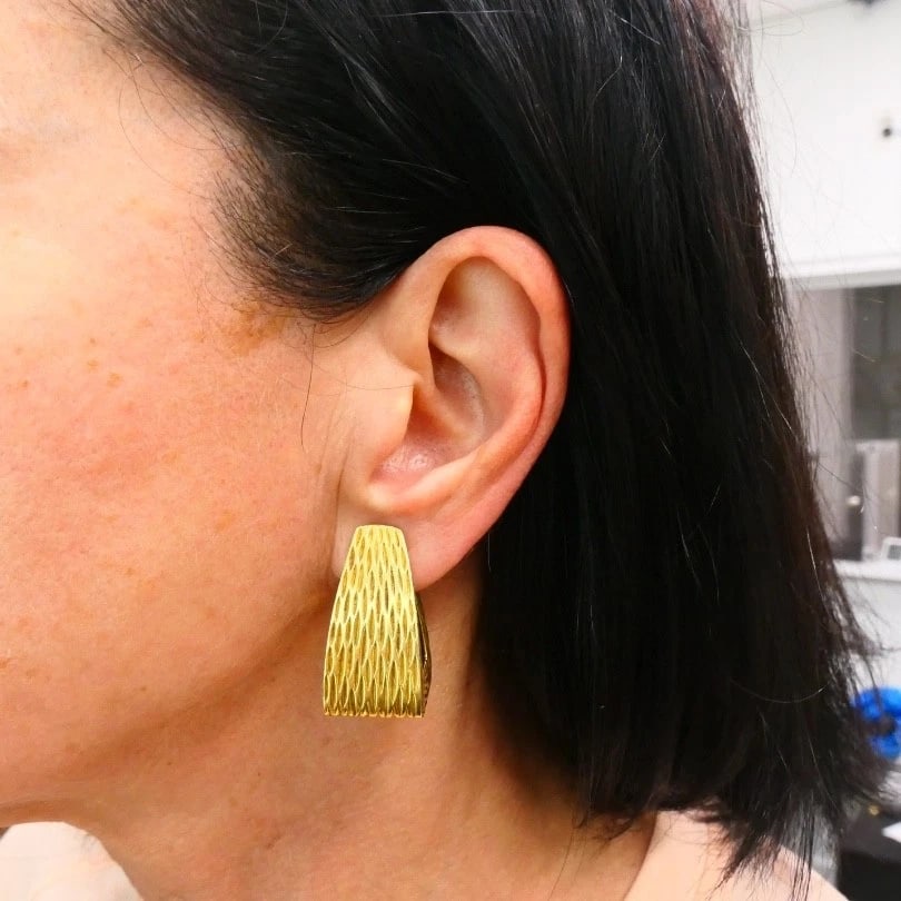 Wander France Modern 18k Gold Geometric Clip-On Earrings - 3