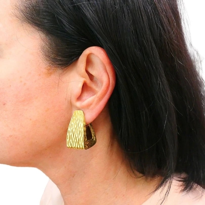 Wander France Modern 18k Gold Geometric Clip-On Earrings - 4
