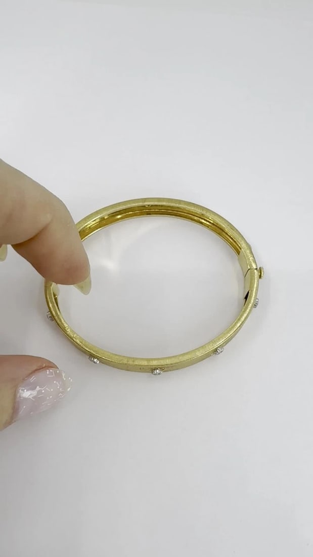 Vintage Buccellati 18k Gold Diamond Bangle Bracelet - 2