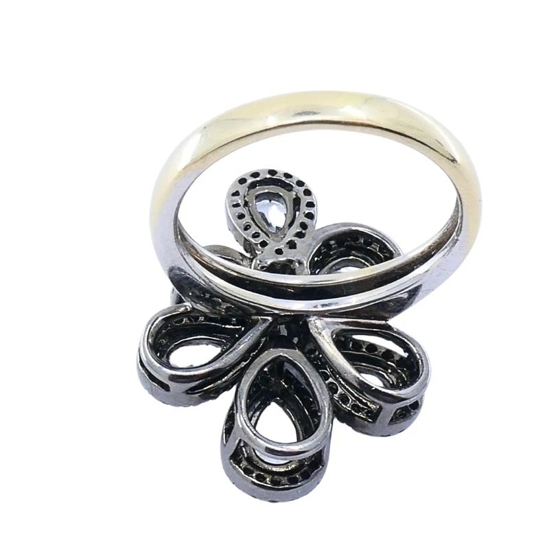 14k Gold Diamond Floral Cocktail Ring - 9