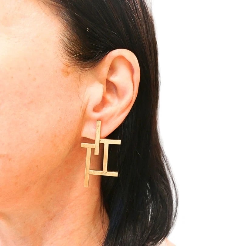 14k Gold Geometric Earrings Frame Design - 3