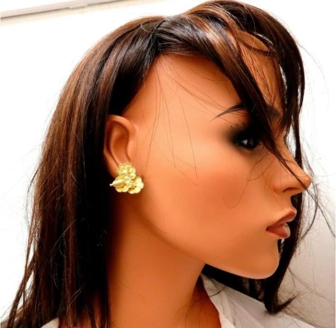 Authentic Tiffany & Co. Three-Tiered Floral Cluster Clip Earrings 18kt 14544** - 3