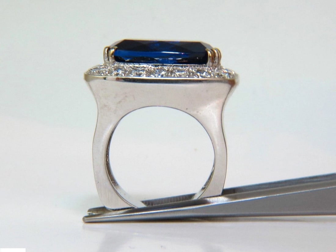 20.45ct GIA Certified Magnificent Natural Tanzanite Ring 18kt Gold 10038 - 5