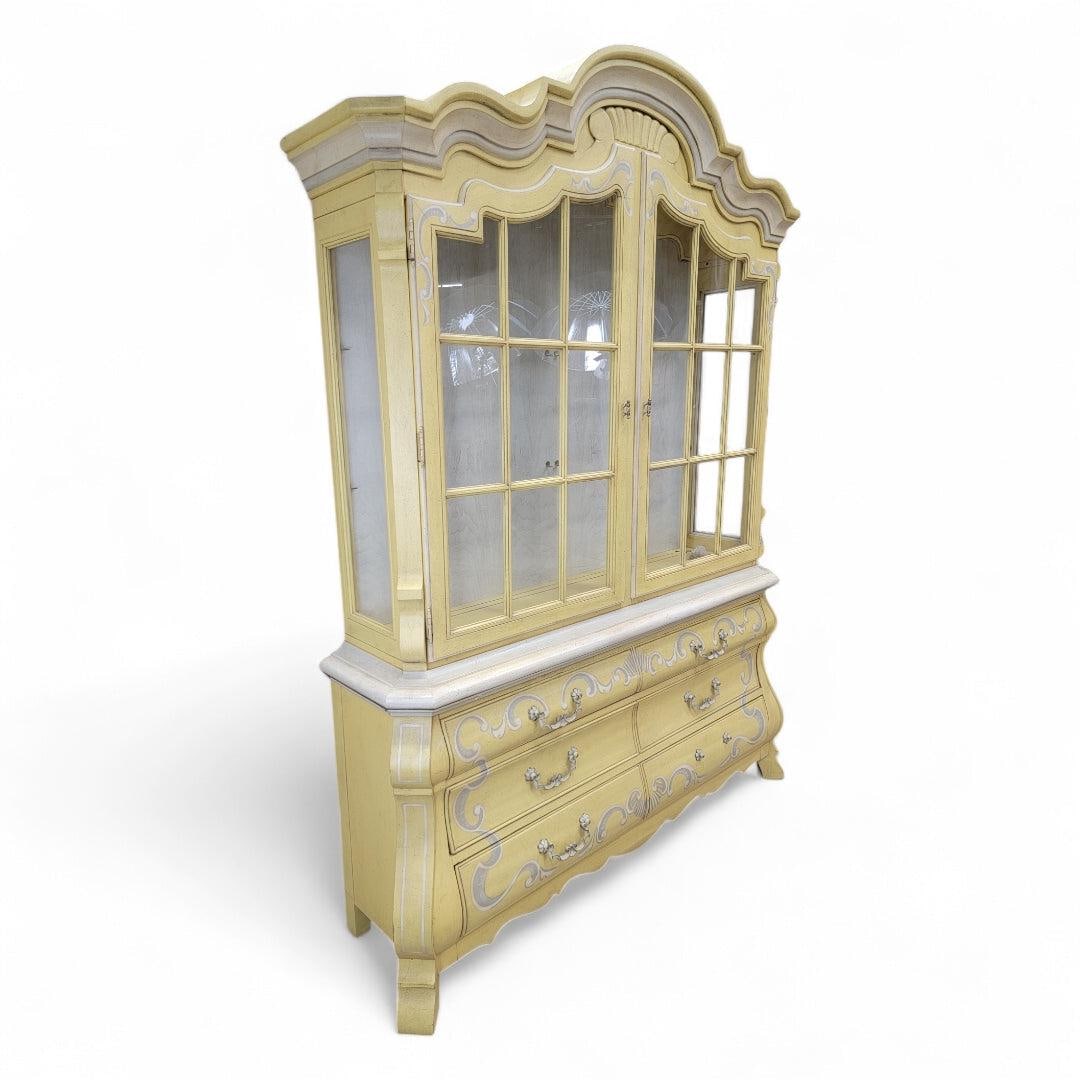 MCM French Country Style Breakfront Display Cabinet by Drexel - 9