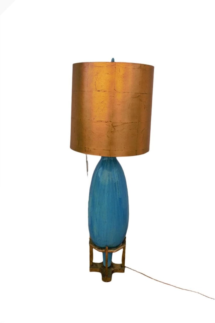 Hollywood Regency Oversized Turquoise Table Lamp: Title: Hollywood Regency Oversized Turquoise Table Lamp Description: Vintage Oversized Turquoise Lamp with Gold Lamp Shade Illuminate your space with this beautiful oversized lamp with a blue vase