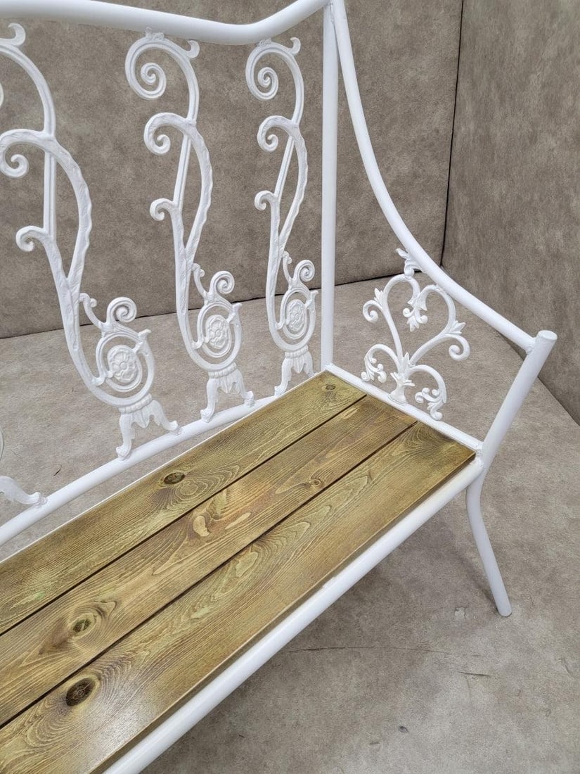 Antique Victorian Colonial Style White Wrought Iron Bench - 4