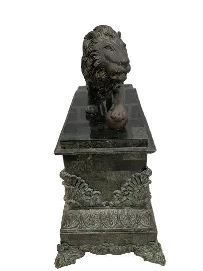 Antique French Marble Lion Mantel Clock - 6