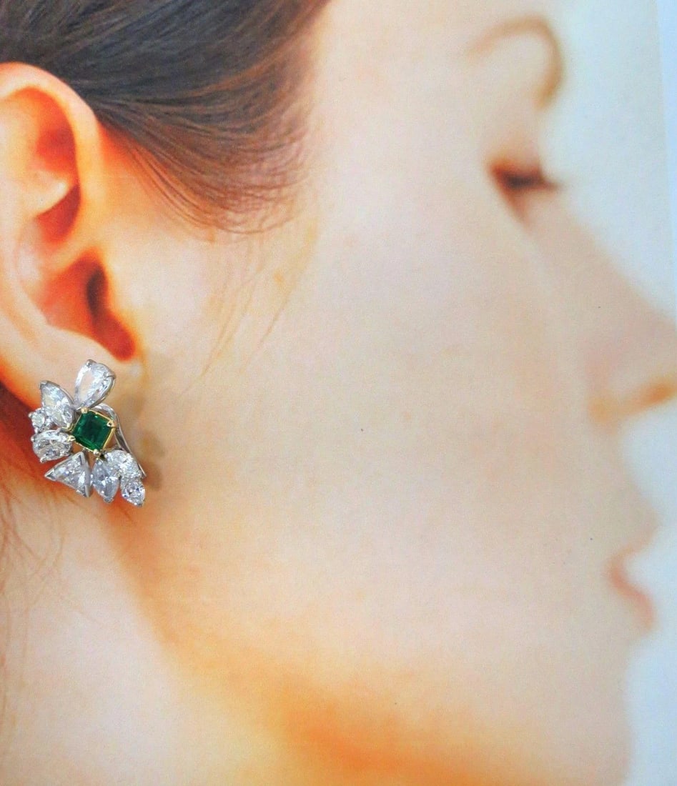 10.90ct Natural Emerald Diamond Crescent Cocktail Earrings Ref 12317** - 3